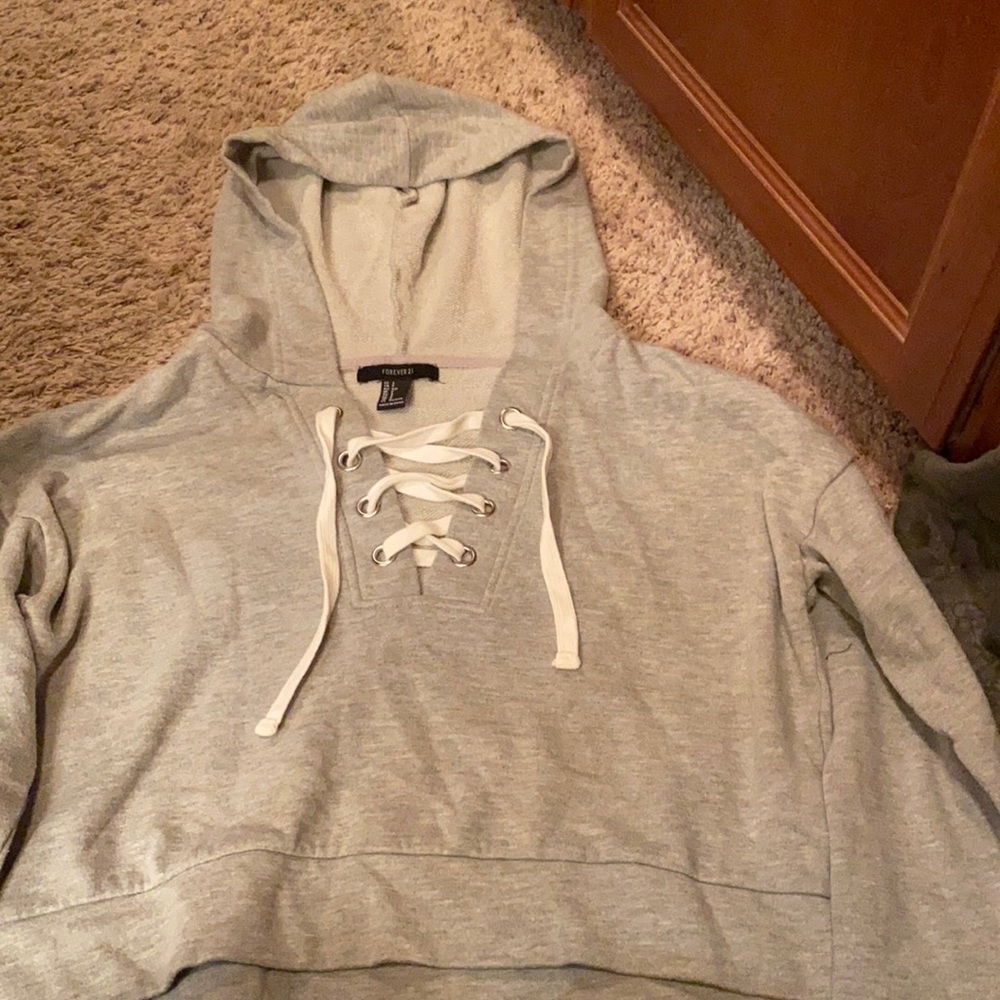 Forever 21 cropped sweatshirt